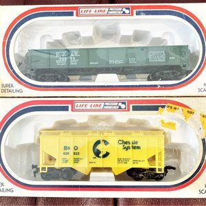NWT LOT of 4 Trains Model Toy HO gauge Freight cars Gondola B & O cement Hopper
